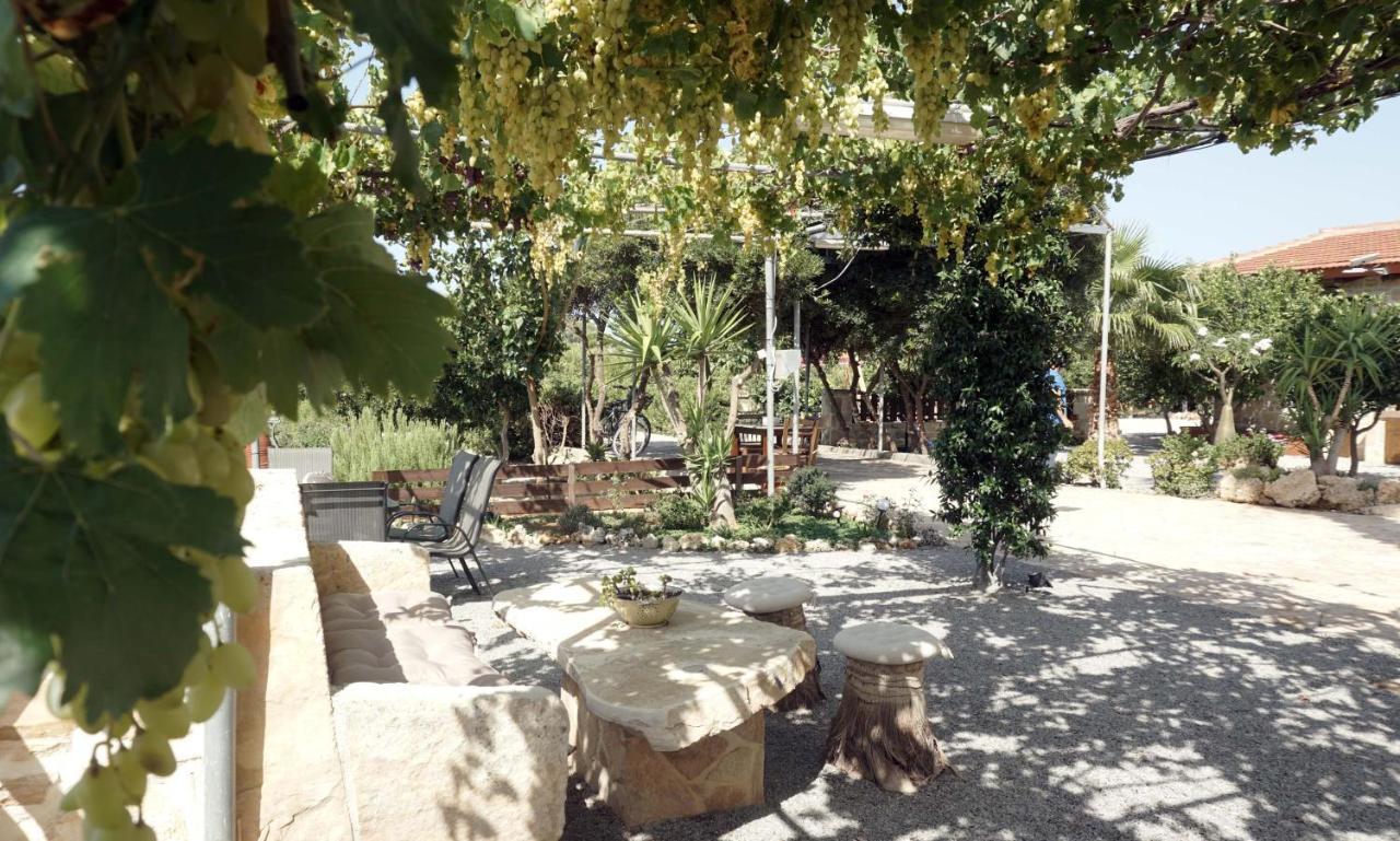 Studio Panagiota - Oasis Holiday Houses Kokkinos Pirgos Exterior photo
