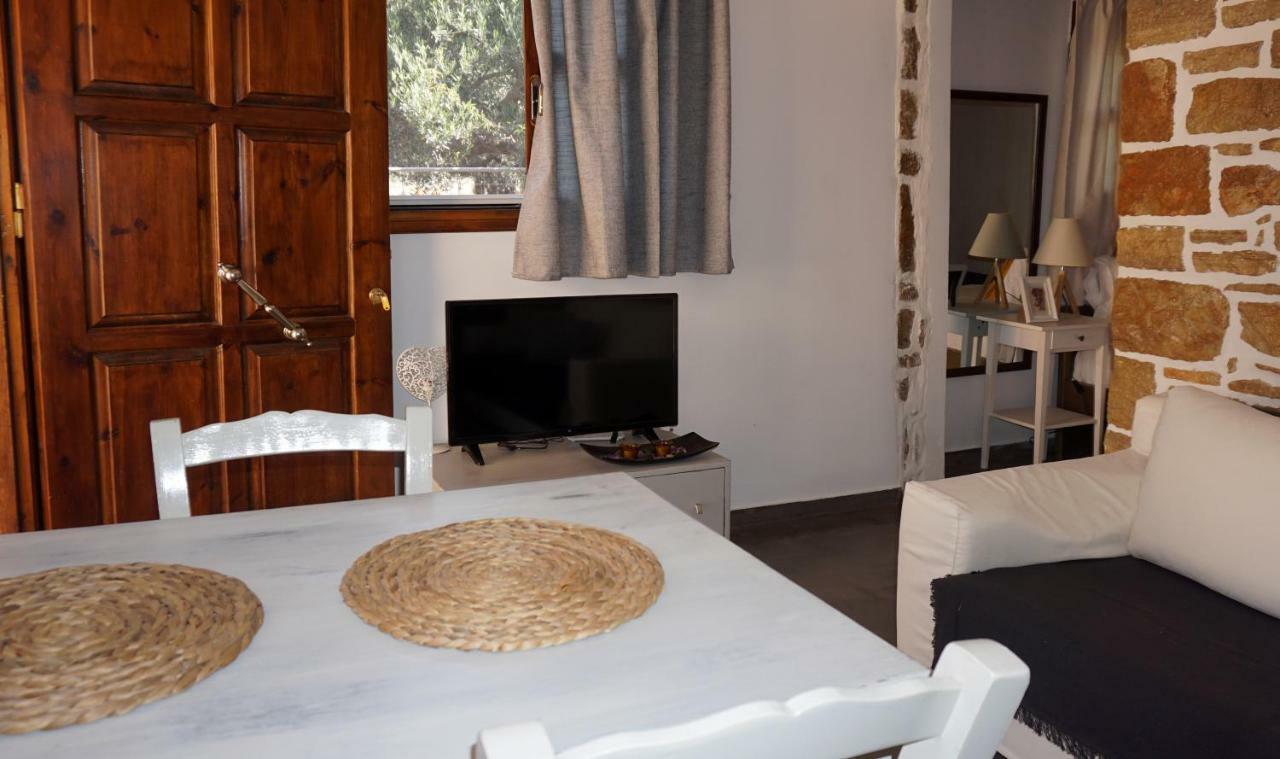 Studio Panagiota - Oasis Holiday Houses Kokkinos Pirgos Exterior photo